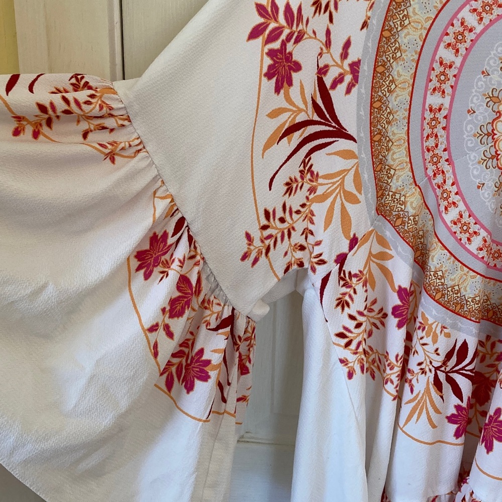 Umgee White Tunic with Pink & Gold Medallion Print - Picture 4 of 10